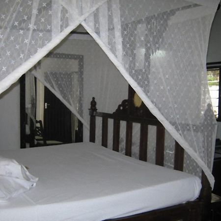 Scorpio Villas Resort Малинди Экстерьер фото