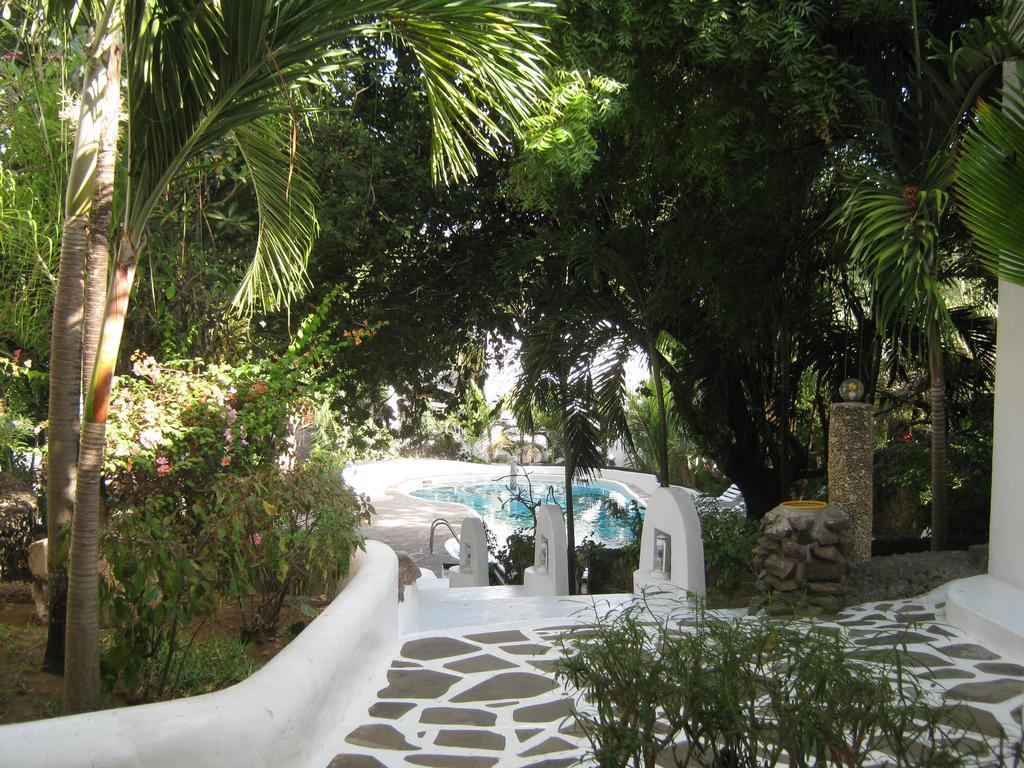 Scorpio Villas Resort Малинди Экстерьер фото