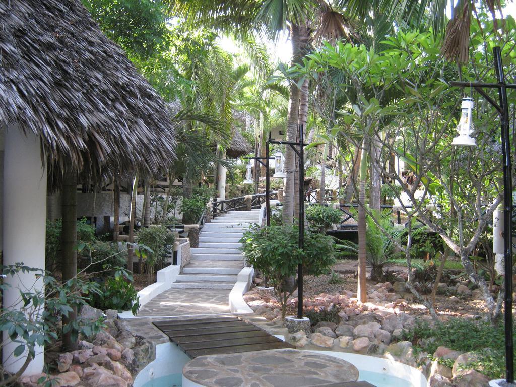 Scorpio Villas Resort Малинди Экстерьер фото