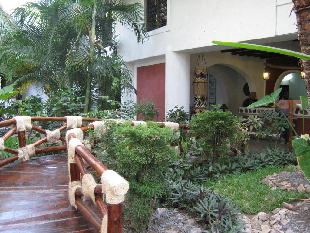 Scorpio Villas Resort Малинди Экстерьер фото