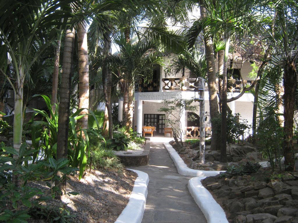 Scorpio Villas Resort Малинди Экстерьер фото