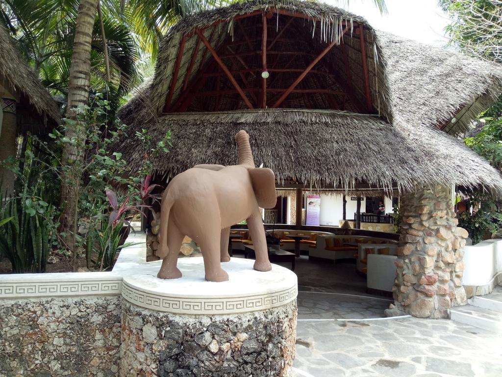 Scorpio Villas Resort Малинди Экстерьер фото
