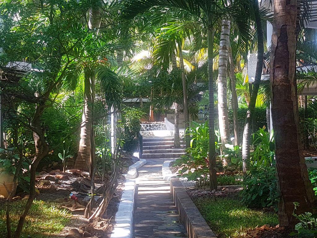 Scorpio Villas Resort Малинди Экстерьер фото
